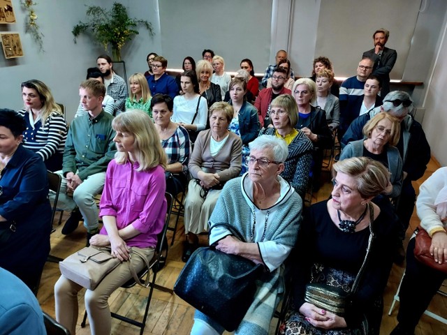 Kaliscy bibliotekarze świętują. Zobacz relację z otwarcia wystawy "Wojaże książki"