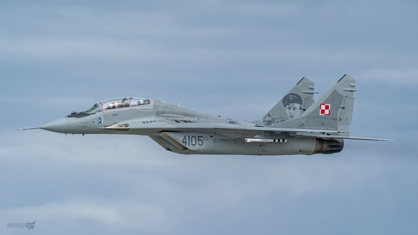 Malbork. Piloci 22 Bazy Lotnictwa Taktycznego na Lotos Gdynia Aerobaltic Airshow 2021