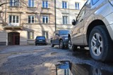 Warszawa. Zmiany w parkowaniu w centrum miasta. Kolejne miejsca tylko dla mieszkańców 