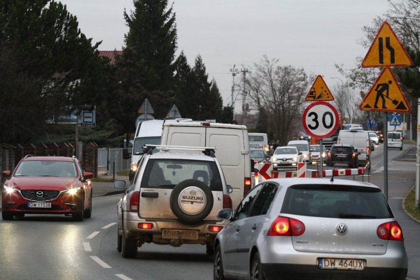 Wrocław. Drogowy armegedon na ul. Strachocińskiej