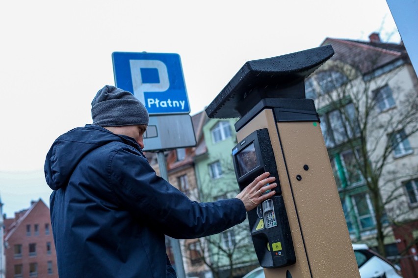 Przez Strefę Zamieszkania Stare Miasto na szczecińskim Podzamczu jest sporo wolnych miejsc parkingowych?