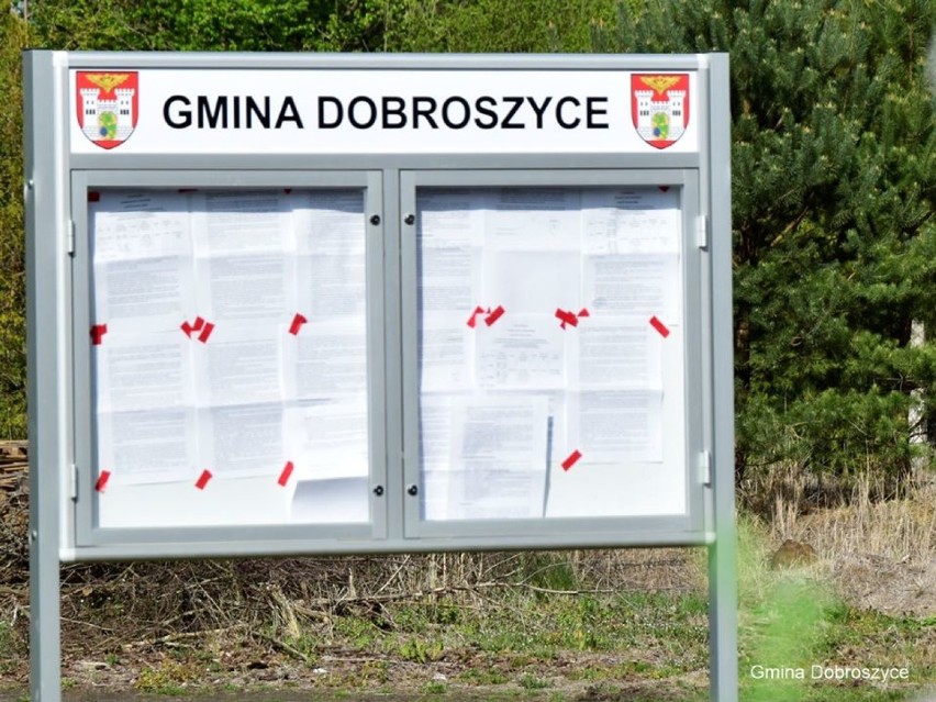 Nowe gabloty informacyjne w Gminie Dobroszyce