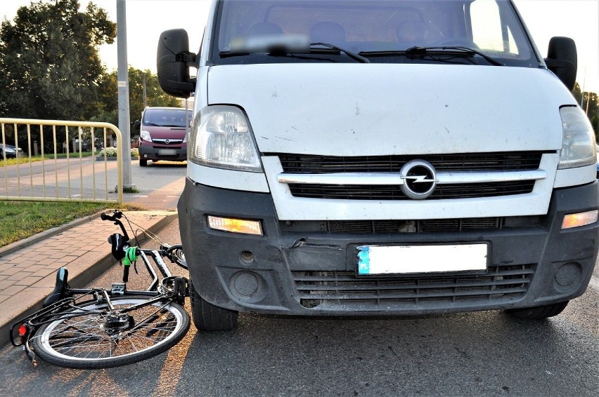 Tczew. Policjanci pracowali na miejscu potrącenia cyklistki