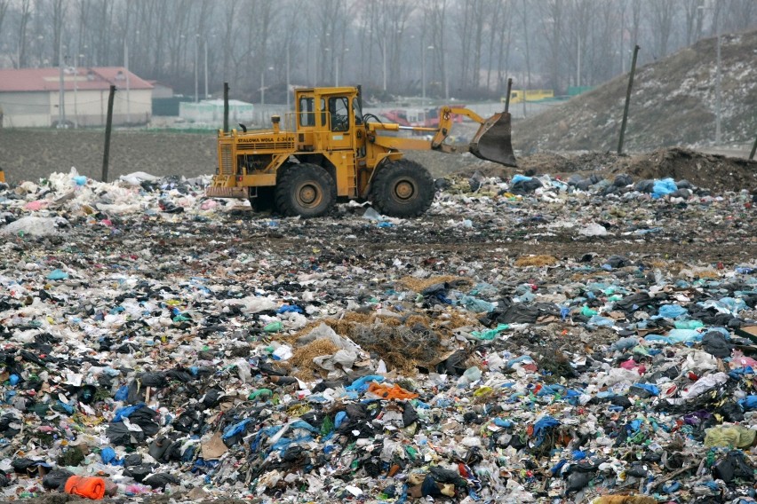 Mieszkaniec Wawrzyszewa: "Mamy problem śmieciowy."