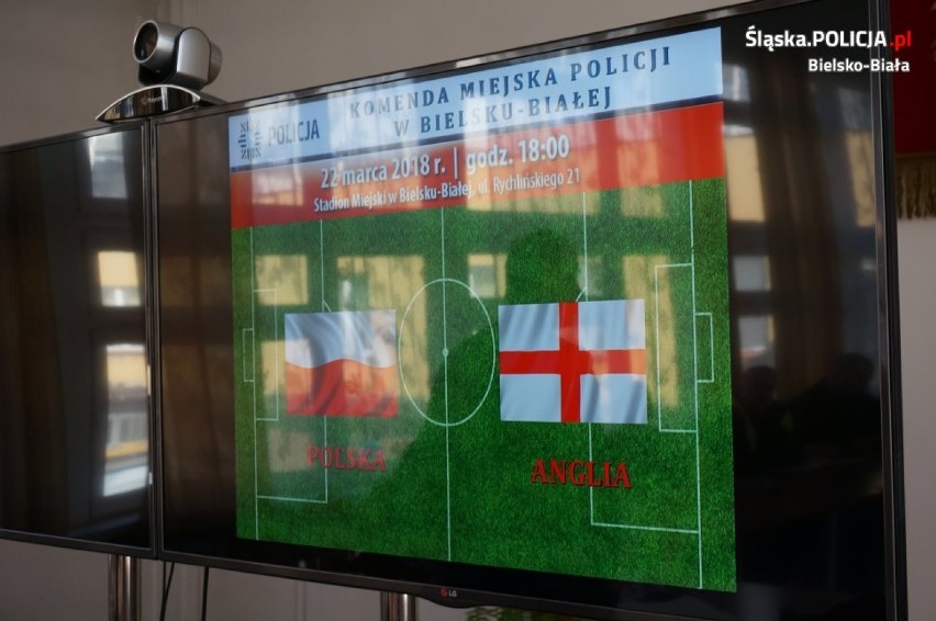 Po meczu Polska - Anglia U-20 w Bielsku-Białej: bez incydentów [ZDJĘCIA]