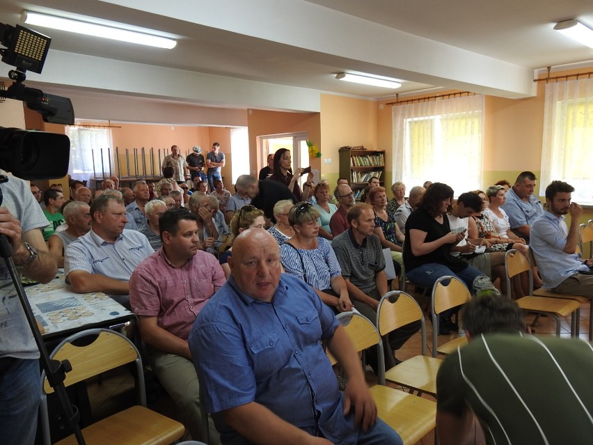 Spotkanie w sprawie budowy spalarni opon w Dubiczach...