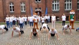 Inowrocław - Pracownicy Urzędu Miasta w Inowrocławiu wzięli udział w akcji #gaszynchallenge. Zobaczcie wideo