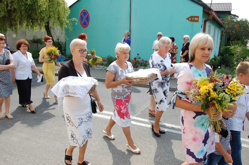 W Służewie odbyły się dożynki gminno-parafialne.