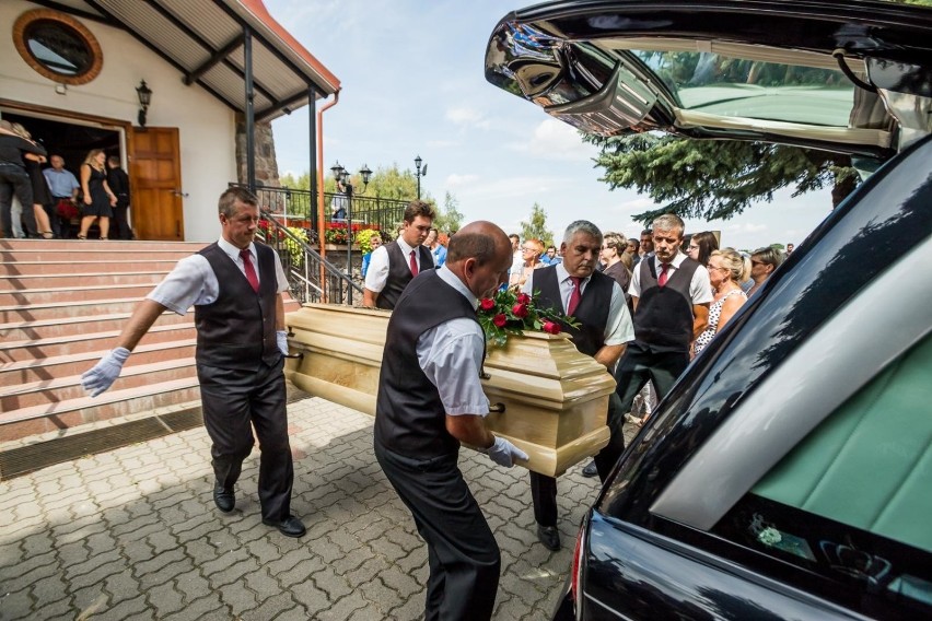 Na cmentarzu w Strzelcach Górnych odbył się pogrzeb Tomasza...