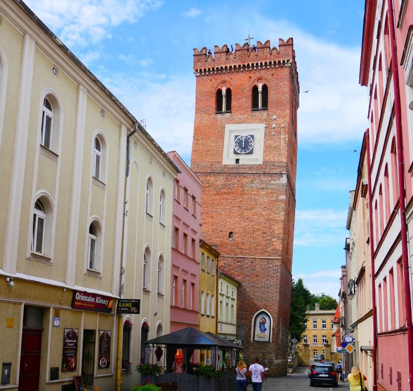 Krzywa Wieża w Ząbkowicach Śląskich to wizytówka miasta