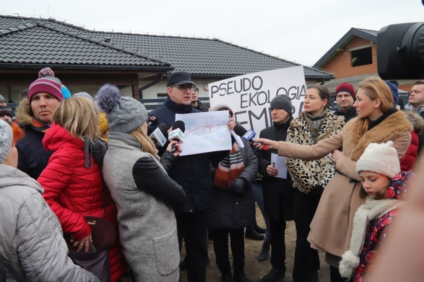 „Nie” dla trasy szybkiej kolei w Łodzi! Protest mieszkańców