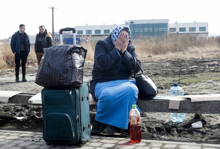 Wojna na Ukrainie. Warszawscy aktywiści apelują o przygotowanie pustostanów dla uchodźców