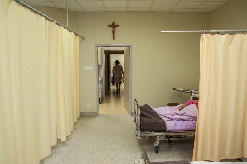 Szpital Zakonu Bonifratrów św. Jana Bożego na Chojnach w Łodzi powiększył się o trzy odziały