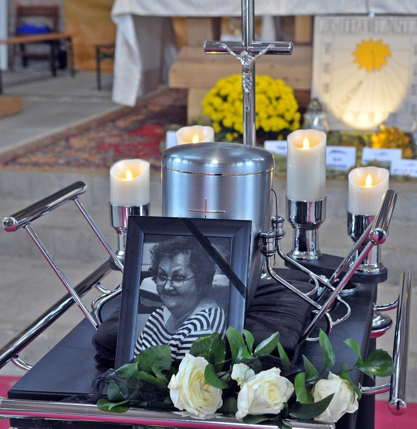 Pogrzeb Grażyny Barton, działaczki zduńskowolskiej...