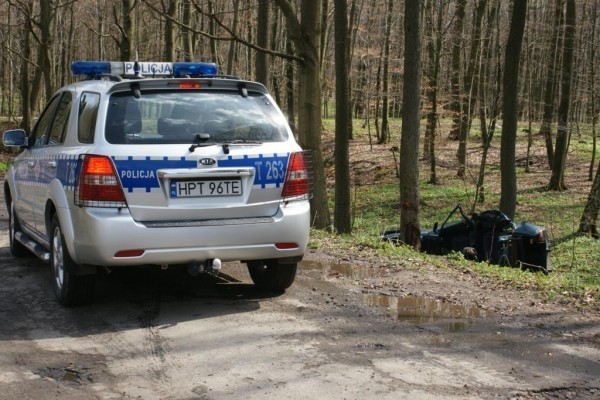 Zdarzenie miało miejsce dziś około godziny 12.00 na drodze...