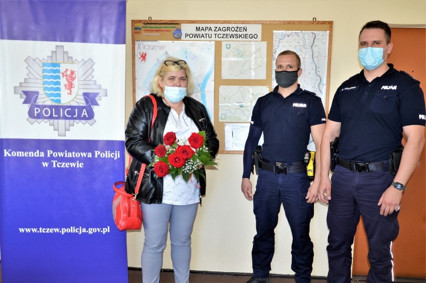 Tczewianka podziękowała policjantom za zaopiekowanie się wnukiem 