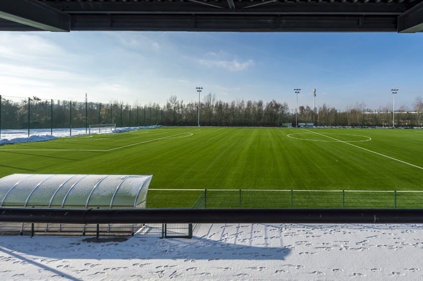 Nowe boisko piłkarskie w Bytomiu zostało oddane do użytku....