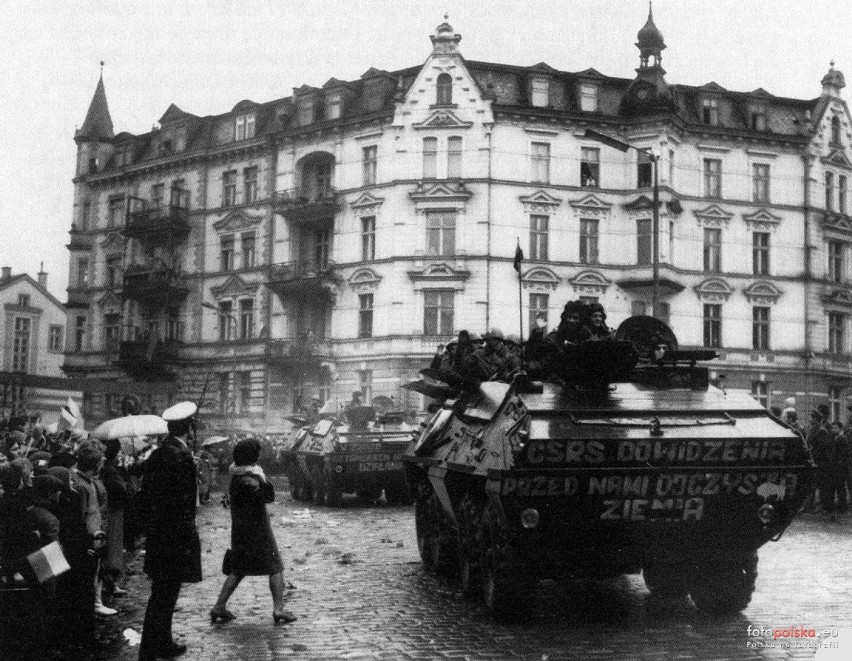 Powrót naszych wojsk z "bratniej pomocy" w Czechosłowacji