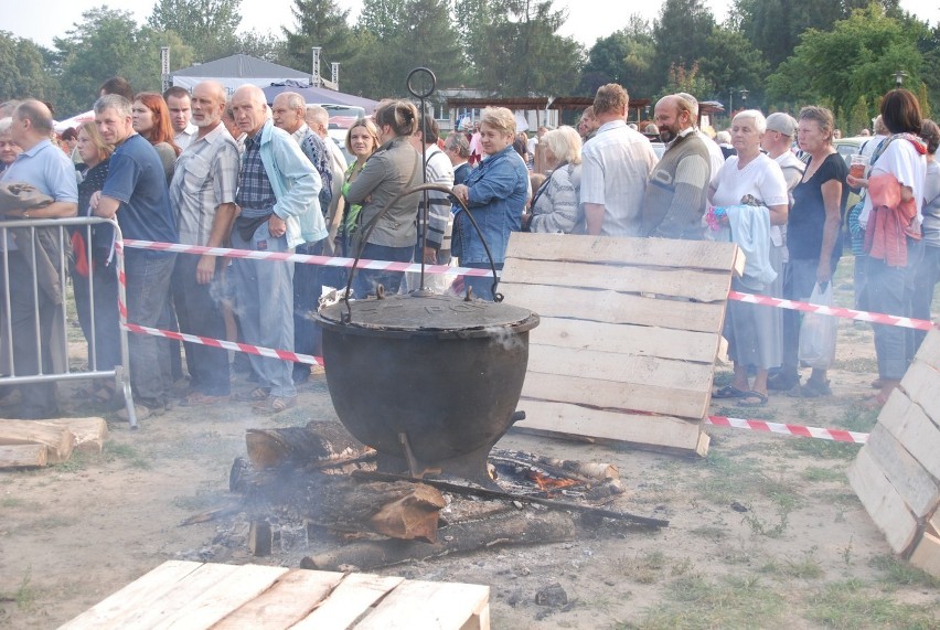 Będzińska biesiada smaków w parku na Dolnej Syberce 2012 [ZDJĘCIA, WIDEO]