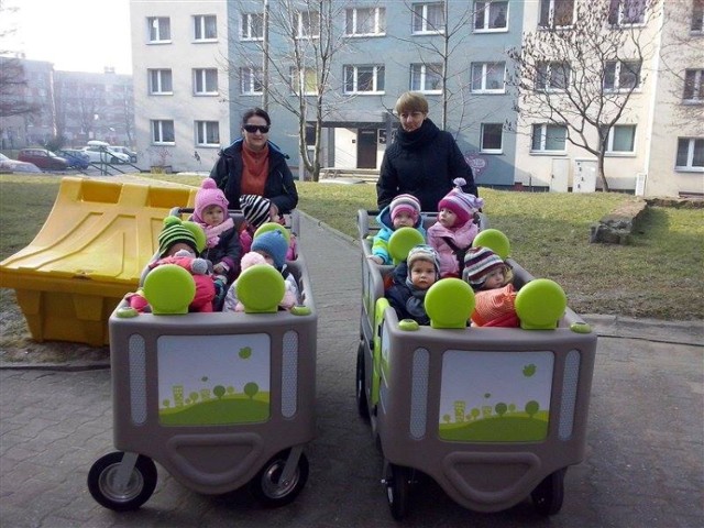 Nowe wózki spacerowe spodobały się dzieciom i opiekunkom