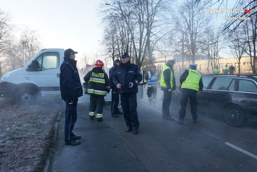Częstochowa: Po zderzeniu samochodów na ulicy Pułaskiego w...