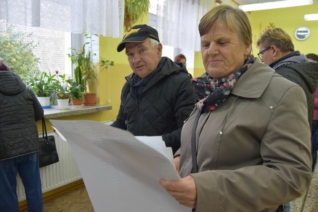 Głosowanie w roku 2018 w Starym Chwialimiu (gmina Barwice), teraz z tego okręgu (Barwice, Grzmiąca, Borne Sulinowo) gminę Borne dołączono do okręgu z gminą wiejską Szczecinek i Białym Borem