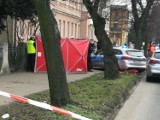 Tragedia na Wrzesińskiej. Desperat skoczył z dachu kamienicy