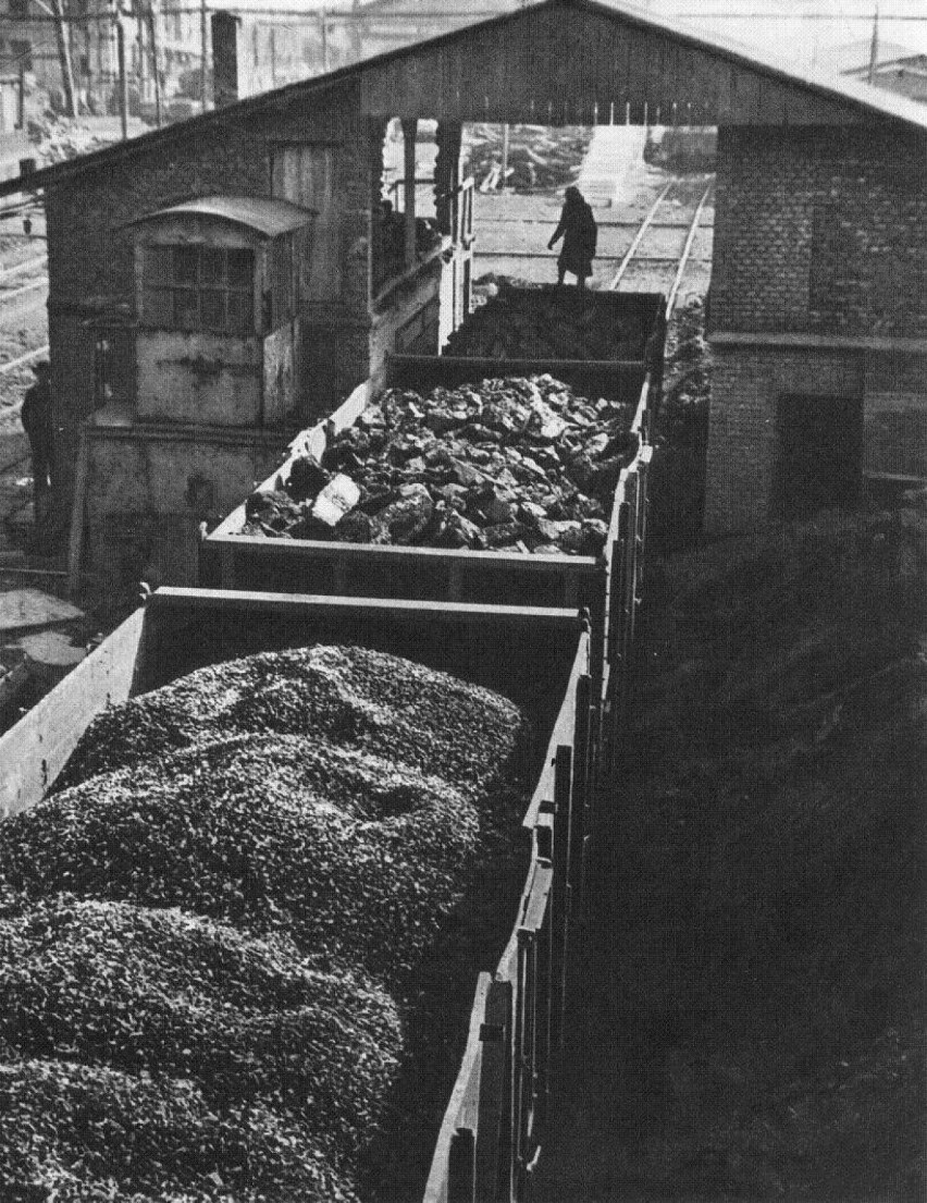 Ciężka praca górników z Janiny i Brzeszcz na archiwalnych zdjęciach 