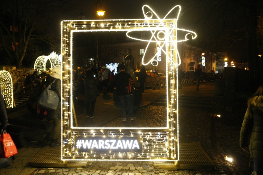 Iluminacja Świąteczna 2018 Warszawa. Tak pięknie nie było...