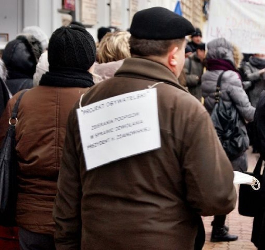 Manifestacja 21 lutego 2011 roku przed Urzędem Miasta Łodzi...