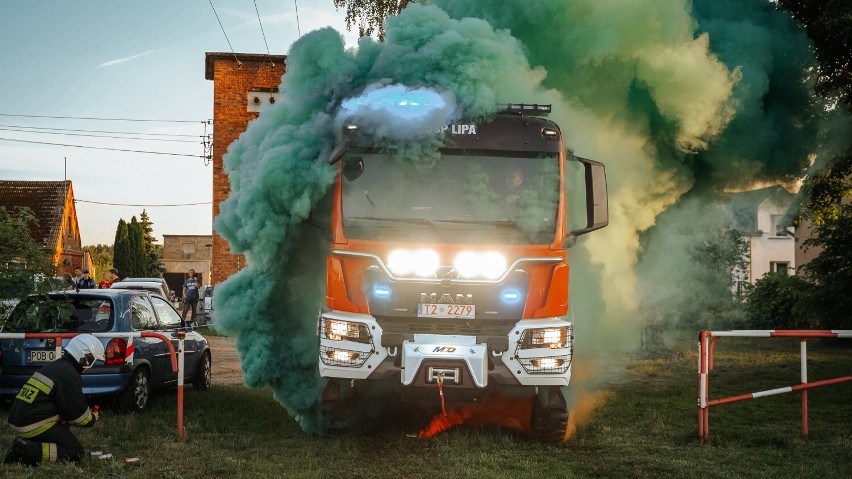 OSP Lipa otrzymała nowy wóz ratowniczo-gaśniczy [ZDJĘCIA]