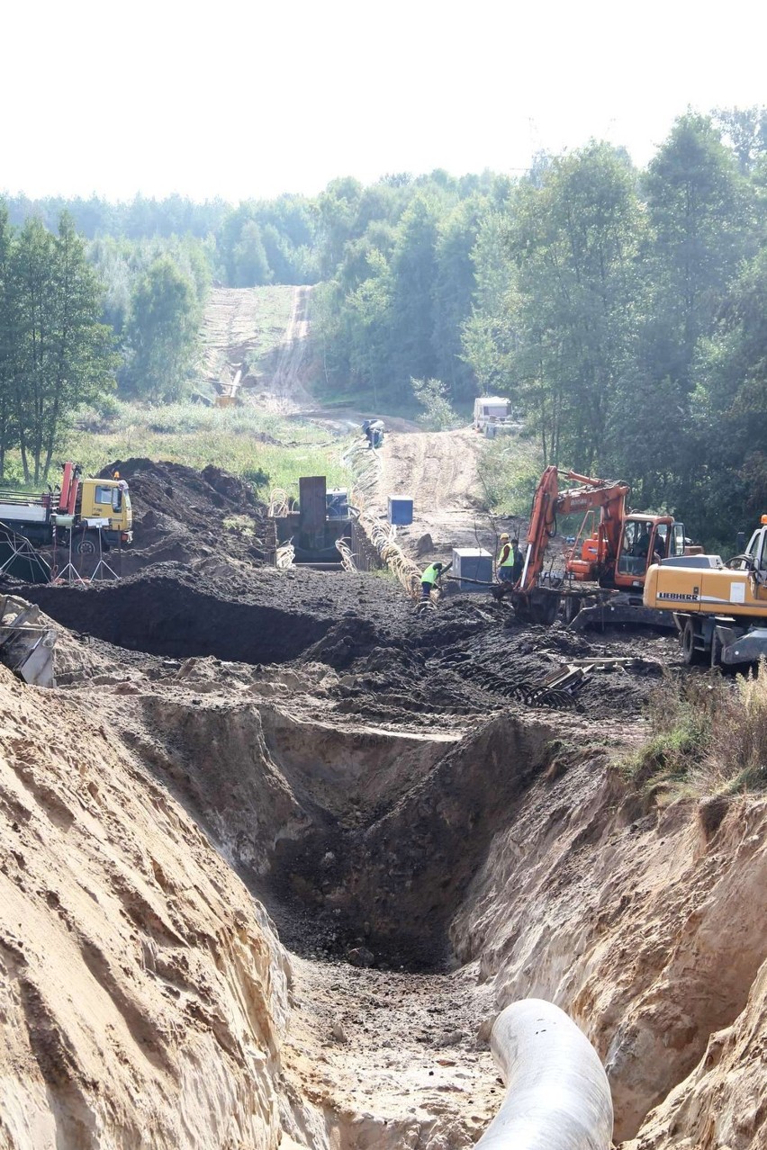 Awaria gazociągu w Dormowie - trwa uszczelnianie rur