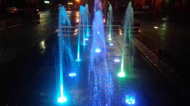 Urząd Miejski w Kartuzach czeka na propozycje utworów muzycznych, które rozbrzmiewać będą przy kartuskiej fontannie.