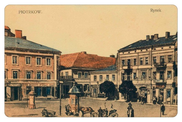 Pocztówka przedstawia rynek w Piotrkowie przed I wojną światową