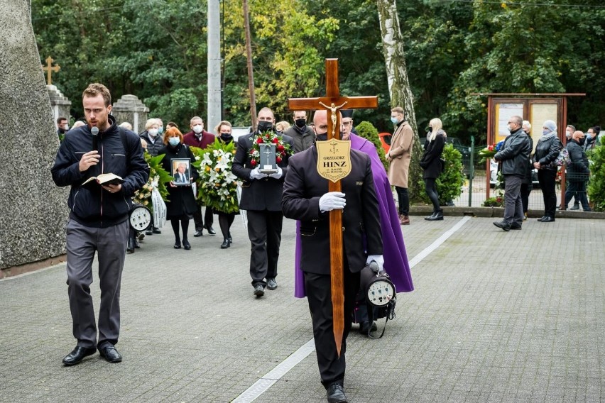 Rodzina, przyjaciele, znajomi oraz dawni współpracownicy...