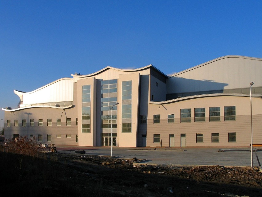 Rok 2001 i budowa basenu AWF przy Mikołowskiej w Katowicach