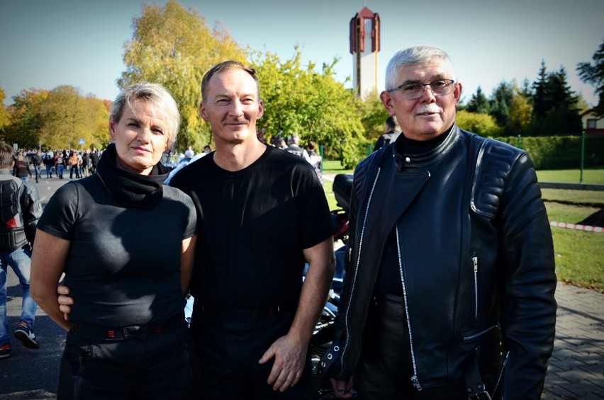  Zakończenie sezonu motocyklowego w Bełchatowie. Motocykliści wzięli udział w paradzie ulicami miasta [ZDJĘCIA]