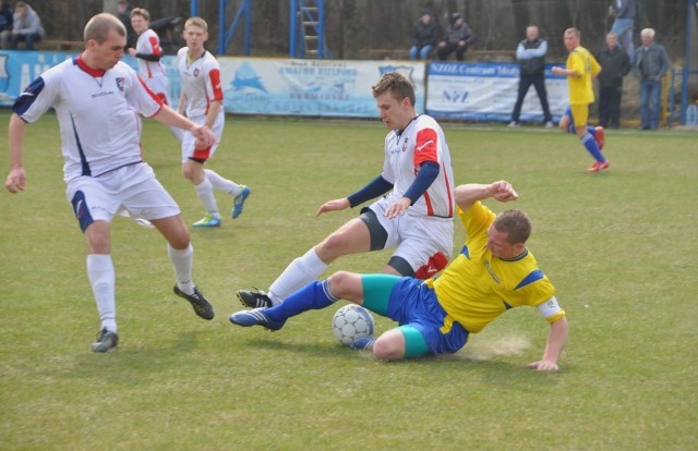 Zdjęcie z meczu Amator Kiełpino - GKS Kolbudy