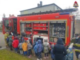 Pożar przedszkola w Jastrzębiu! Ogień pojawił się w placówce przy ul. Cieszyńskiej. Konieczna była ewakuacja dzieci. To tylko ćwiczenia