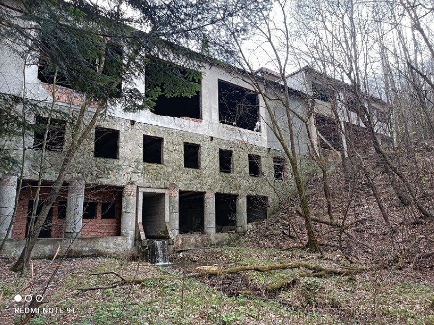 Ośrodek Porąbka Kozubnik od lat 90. zaczął pustoszeć i...