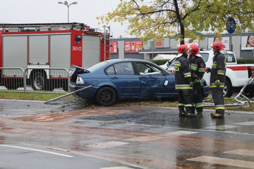 Wypadek na ulicy Sikorskiego w Legnicy.