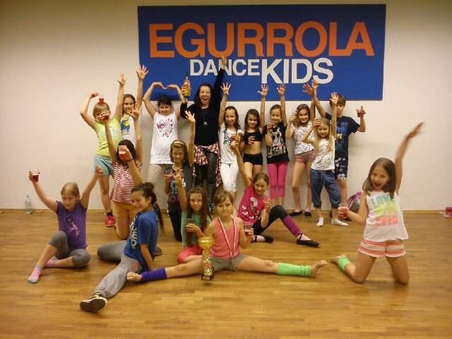 Centrum Handlowe Blue City zaprasza na dni otwarte w szkole Egurrola Dance  Kids, 7-8 września 2013 | Warszawa Nasze Miasto