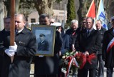 Gdynia pożegnała najstarszego admirała. Pogrzeb na Cmentarzu Witomińskim bez wojskowego ceremoniału [zdjęcia]