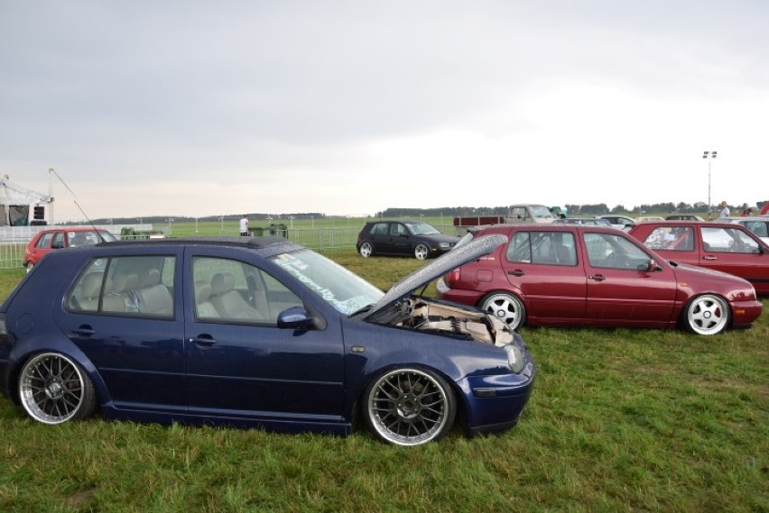  Pruszcz Gd.: Miłośnicy volkswagenów spotkali się na lotnisku podczas 20. VW Manii 2018 [ZDJĘCIA, WIDEO]