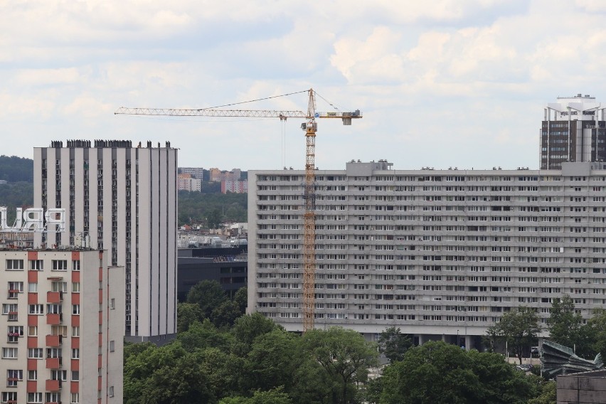 Widok na Katowice z wieży widokowej Muzeum Śląskiego w...