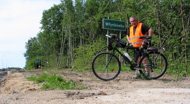 Na pograniczu miasta i gminy Słupsk, gdzie widać przebudowę DK21 w |stronę  Ustki, a  w kierunku Słupska nic się nie dzieje