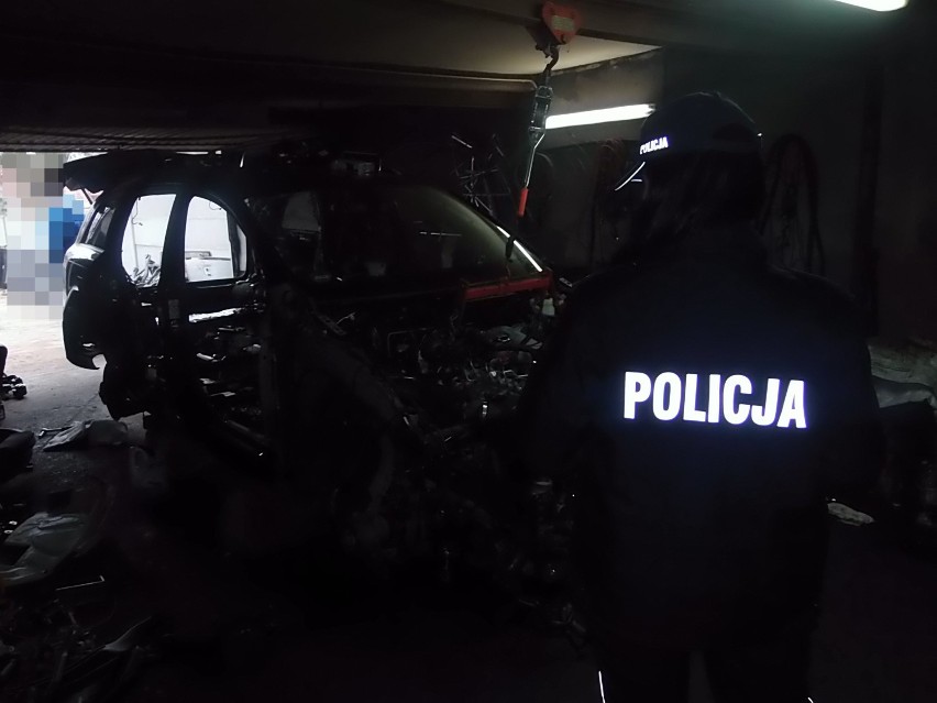 Powiat kwidzyński. Policjanci odzyskali skradzione samochody [ZDJĘCIA]
