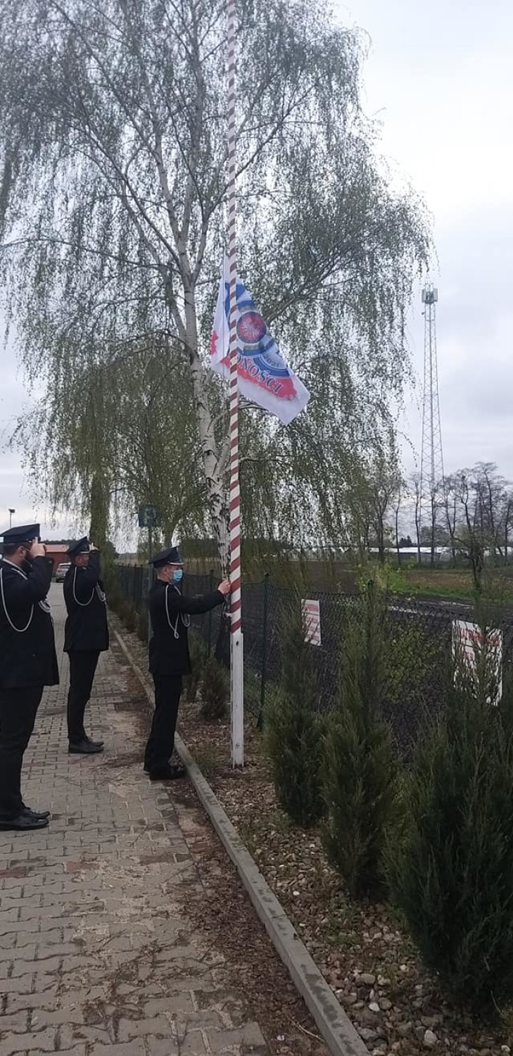 Dzień Strażaka. Skromne uroczystości strażaków z powodu pandemii koronawirusa