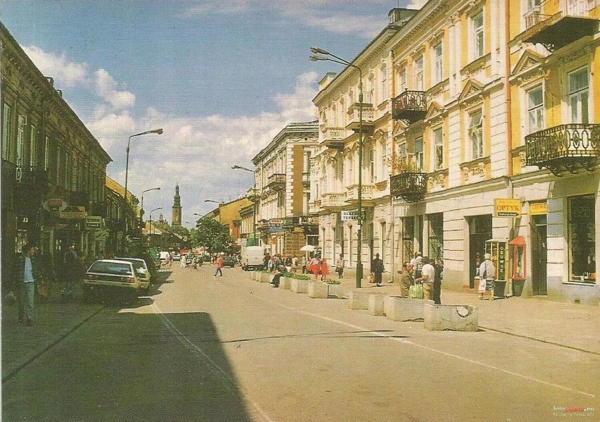 Lata 1990-2000, Radom, ul. Żeromskiego.