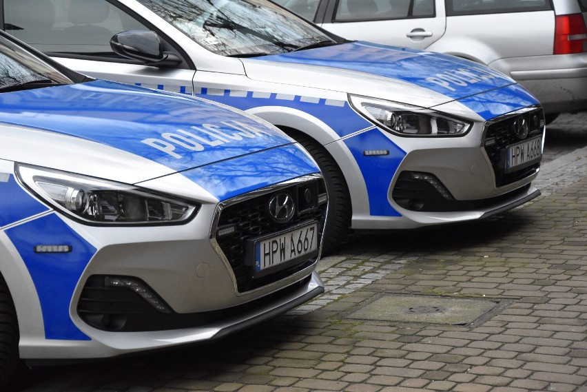 Komenda Powiatowa Policji w Sławnie ostrzega przed oszyustami